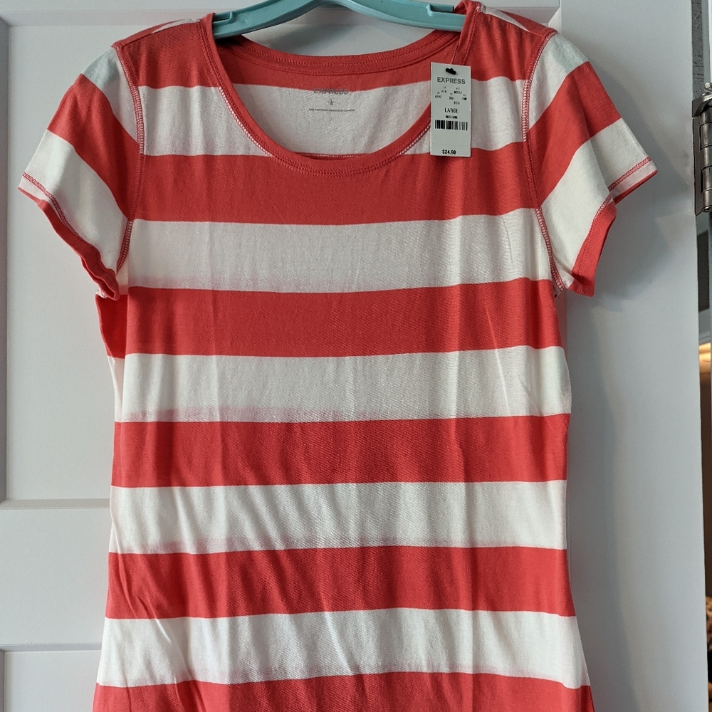 Express size large t-shirt